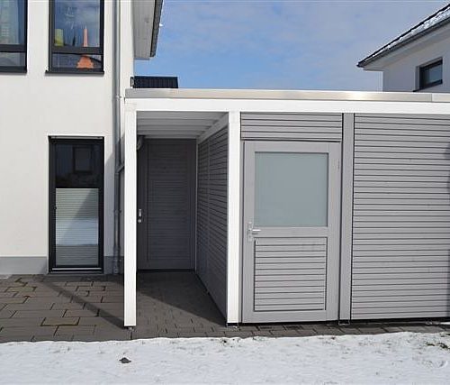 Flachdach-Carport in Bielefeld 