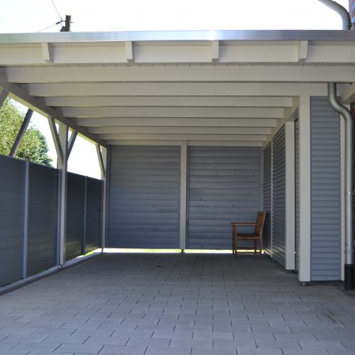 Flachdachcarport mit Abstellraum und Cono-Profil in Spexard