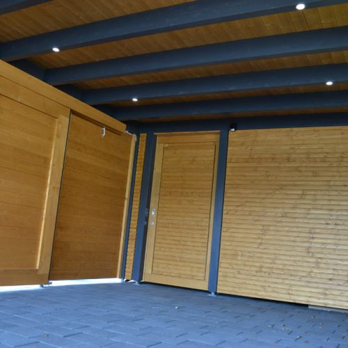 Carport-mit-Abstellraum-und-LED-Beleuchtung-in-Oelde