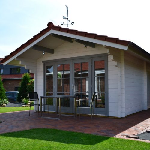Gartenhaus mit Abstellraum aus 70mm Blockbohlen in Langenberg