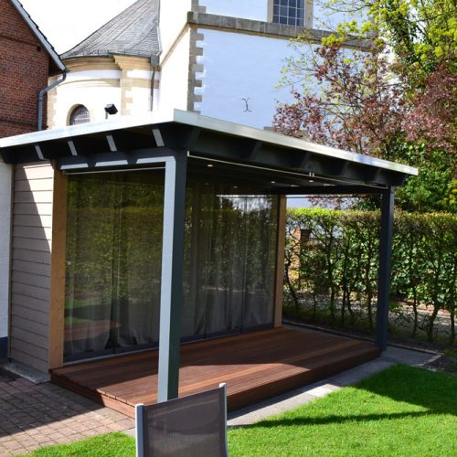 Gartenhaus mit Glasschiebeanlage in Gütersloh